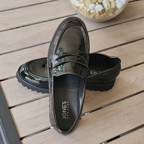 Jones New York Glossy Black Footwear - Picture 7 of 7